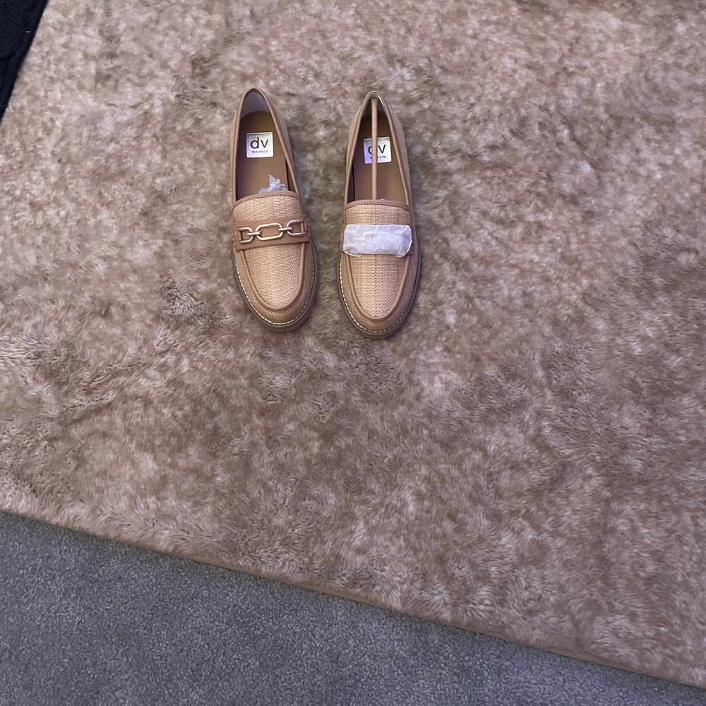 DV by Dolce Vita Women's Beige Loafers with Chain Detail